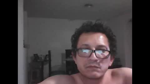 Snapshot of andresfloga chatting on 09.28.25 andresfloga online show from 09.28.25