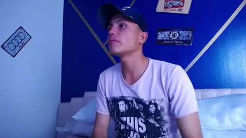 Snapshot of andresmatt chatting on 12.24.24 ANDRESMATT online show from 12.24.24