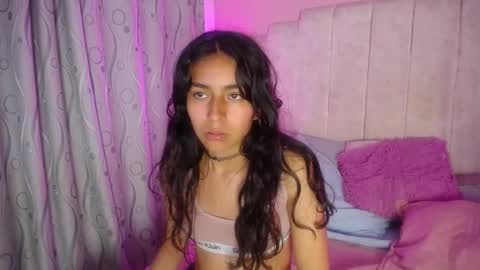 Snapshot of andresmatt chatting on 12.28.24 ANDRESMATT online show from 12.28.24