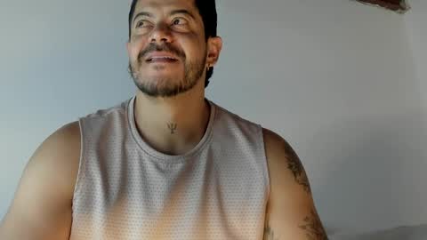 Snapshot of andressmith__ chatting on 04.23.26 Andres online show from 04.23.26