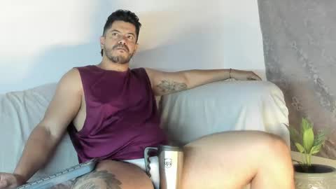 Snapshot of andressmith__ chatting on 04.27.26 Andres online show from 04.27.26