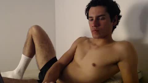 Snapshot of andrestorres0 chatting on 01.03.25 Andres Torres online show from 01.03.25