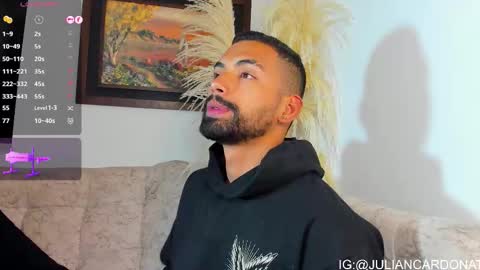 Andrew Jones Independient model  online show from 10.15.25