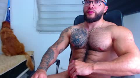 Snapshot of andrew_holden__ chatting on 01.24.25 andrew_holden__ online show from 01.24.25