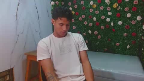 Snapshot of andrew_myersx chatting on 01.09.26 ANDREW online show from 01.09.26