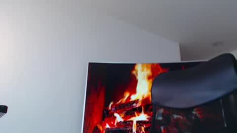 Snapshot of andrew_west_ chatting on 12.23.24 ANDREW WEST online show from 12.23.24