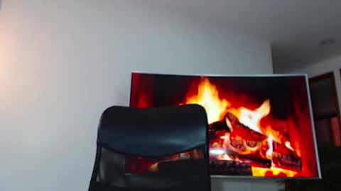 Snapshot of andrew_west_ chatting on 12.28.24 ANDREW WEST online show from 12.28.24