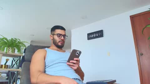 Snapshot of andrew_west_ chatting on 11.10.25 ANDREW WEST online show from 11.10.25