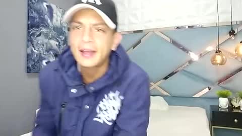 Snapshot of andrewcooper1 chatting on 01.09.25 andrew online show from 01.09.25