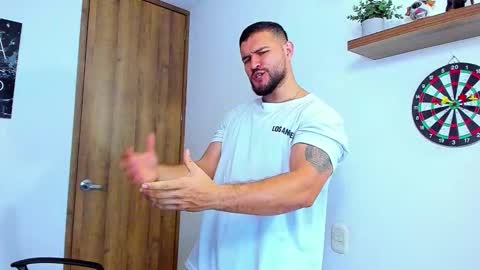 Snapshot of andrewdiaz_ chatting on 10.03.25 Andrew Diaz online show from 10.03.25