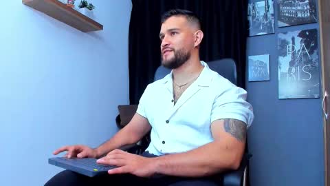 Andrew Diaz online show from 11.17.25