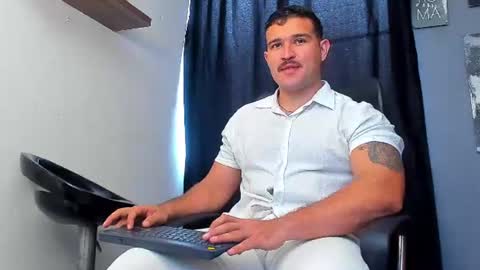 Snapshot of andrewdiaz_ chatting on 07.12.26 Andrew Diaz online show from 07.12.26