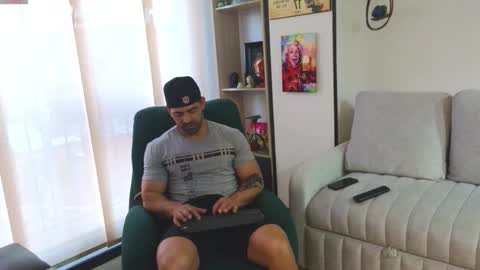 Snapshot of andrewfame chatting on 02.25.26 Andrew online show from 02.25.26