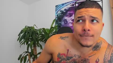 Snapshot of andrewmaterazzi chatting on 12.23.24 andrewmaterazzi online show from 12.23.24