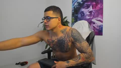 Snapshot of andrewmaterazzi chatting on 02.16.25 andrewmaterazzi online show from 02.16.25