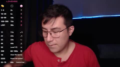 Snapshot of andrewmhilton_ chatting on 10.05.25 andrewmhilton_ online show from 10.05.25