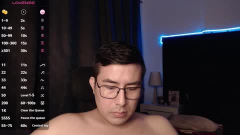 Snapshot of andrewmhilton_ chatting on 10.07.25 andrewmhilton_ online show from 10.07.25