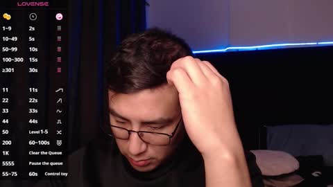 Snapshot of andrewmhilton_ chatting on 10.11.25 andrewmhilton_ online show from 10.11.25