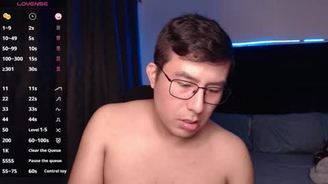 Snapshot of andrewmhilton_ chatting on 11.04.25 andrewmhilton_ online show from 11.04.25