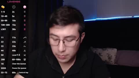 Snapshot of andrewmhilton_ chatting on 11.07.25 andrewmhilton_ online show from 11.07.25