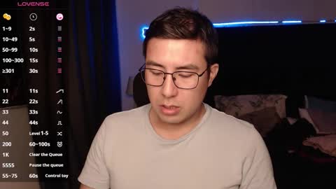 Snapshot of andrewmhilton_ chatting on 11.09.25 andrewmhilton_ online show from 11.09.25