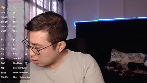 Snapshot of andrewmhilton_ chatting on 11.09.25 andrewmhilton_ online show from 11.09.25