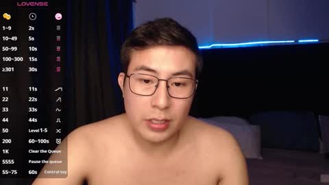 Snapshot of andrewmhilton_ chatting on 11.13.25 andrewmhilton_ online show from 11.13.25