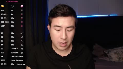 Snapshot of andrewmhilton_ chatting on 11.17.25 andrewmhilton_ online show from 11.17.25