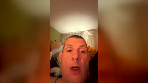 Snapshot of andrewmkespo chatting on 07.20.26 andrewmkespo online show from 07.20.26