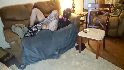 andrewo4277 online show from 12.12.24