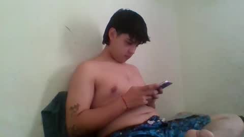 Snapshot of andrewsmile_ chatting on 09.27.25 ANDREW online show from 09.27.25