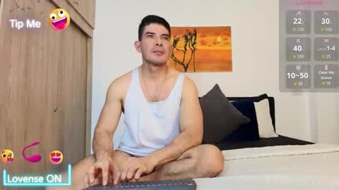 Snapshot of andrewstelee chatting on 11.09.25 andrewstelee online show from 11.09.25