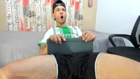   online show from 03.05.25