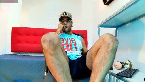   online show from 10.09.25