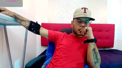   online show from 11.01.25