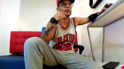   online show from 11.09.25