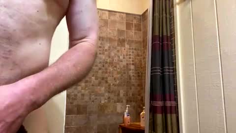 Snapshot of andy45449 chatting on 10.26.25 andy45449 online show from 10.26.25