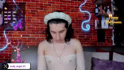 Snapshot of andy_angel1 chatting on 10.06.25 andy angel online show from 10.06.25