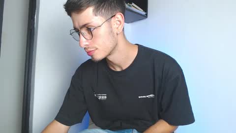 Snapshot of andy_collins__ chatting on 09.30.25 andy_collins__ online show from 09.30.25