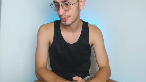 Snapshot of andy_collins__ chatting on 10.03.25 andy_collins__ online show from 10.03.25