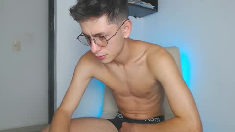 Snapshot of andy_collins__ chatting on 10.27.25 andy_collins__ online show from 10.27.25