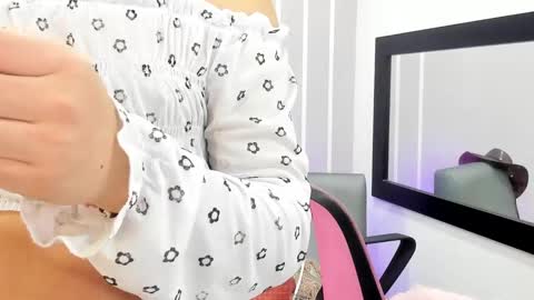 Snapshot of andy_gamboa chatting on 01.25.25 Andrea online show from 01.25.25