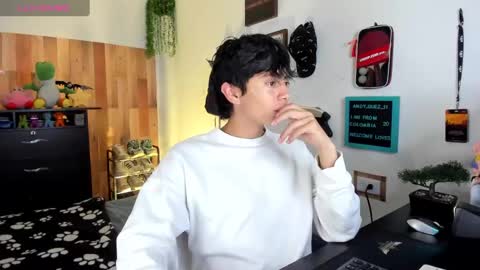 andy_guez_11 online show from 02.10.25