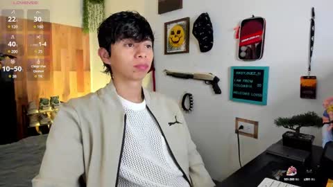 andy_guez_11 online show from 02.21.25