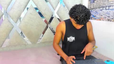 andy_jones7 online show from 09.18.25