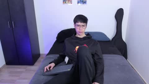 twx Andy twink3 online show from 02.19.25
