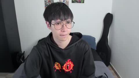 Snapshot of andy_twiink chatting on 10.02.25 twx Andy twink3 online show from 10.02.25