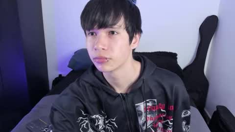 Snapshot of andy_twiink chatting on 10.30.25 twx Andy twink3 online show from 10.30.25