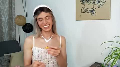 Snapshot of andy_vander chatting on 10.31.25 Andy van der Rose online show from 10.31.25