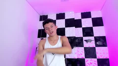 andyfame11 online show from 10.28.25